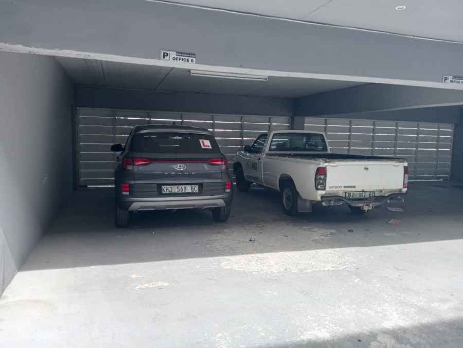 Commercial Property for Sale in Cambridge Eastern Cape